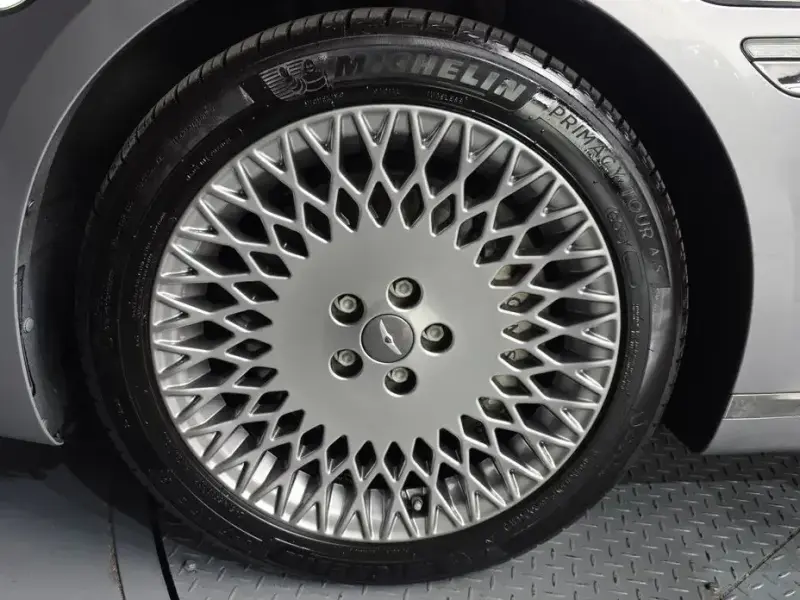 2023 Genesis G80 с пробегом 90 985 км