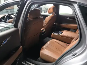 2023 Genesis G80 с пробегом 90 985 км