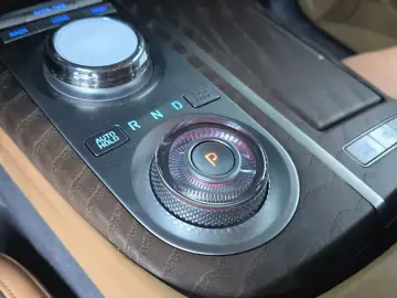 2023 Genesis G80 с пробегом 59 943 км
