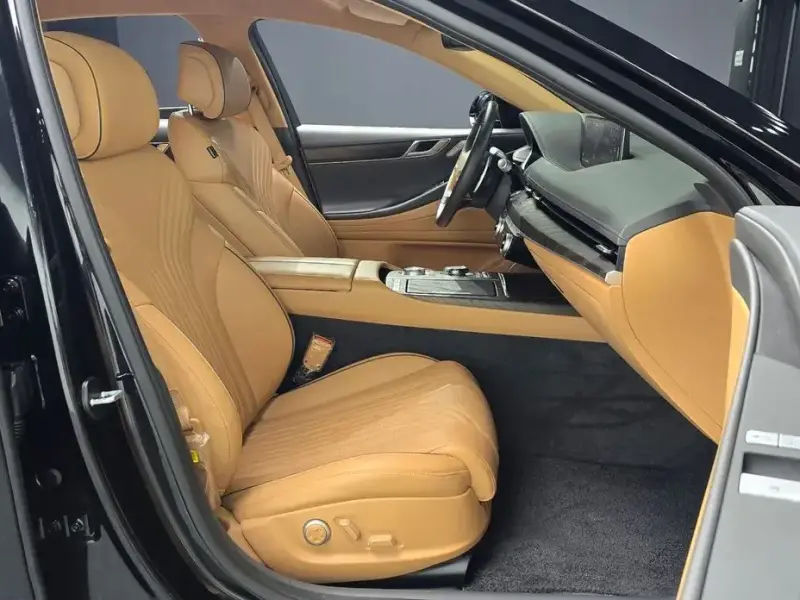 2023 Genesis G80 с пробегом 59 943 км