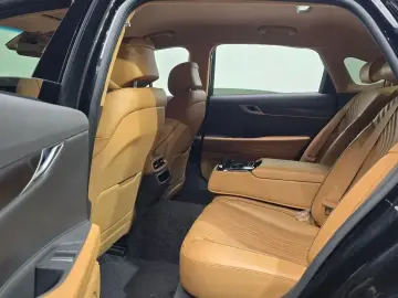 2023 Genesis G80 с пробегом 59 943 км