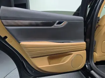 2023 Genesis G80 с пробегом 59 943 км