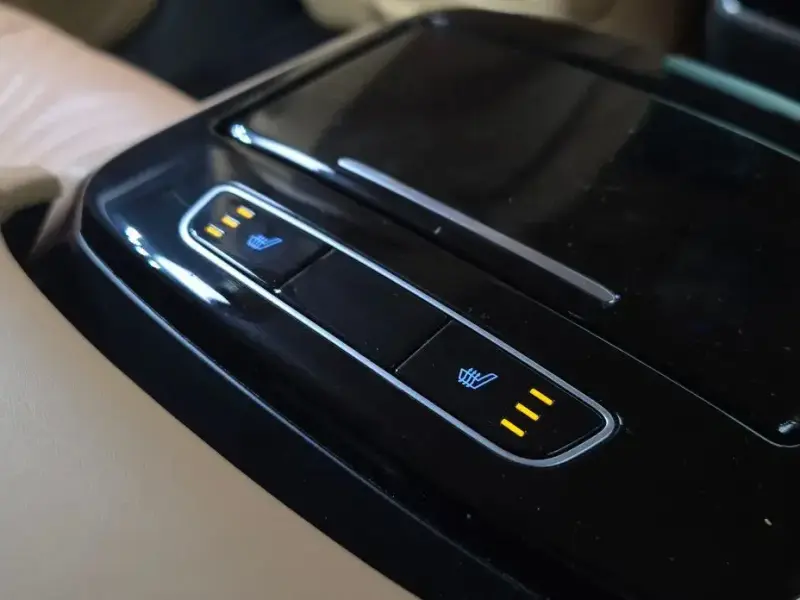 2023 Genesis G80 с пробегом 59 943 км