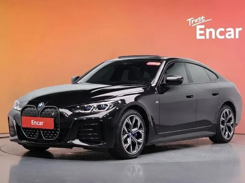 2023 BMW i4 с пробегом 46 337 км