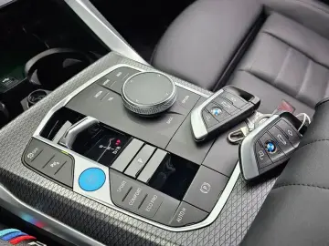 2023 BMW i4 с пробегом 46 337 км