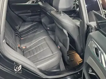 2023 BMW i4 с пробегом 46 337 км