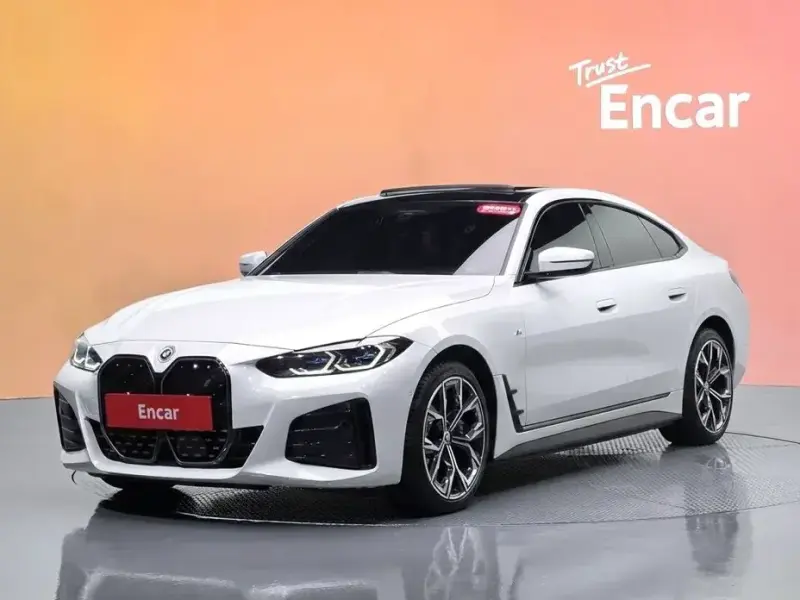 2024 BMW i4 с пробегом 40 210 км