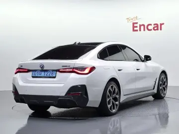 2024 BMW i4 с пробегом 40 210 км