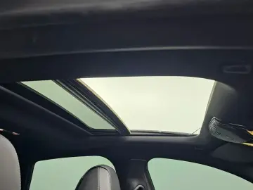 2023 BMW i4 с пробегом 46 337 км
