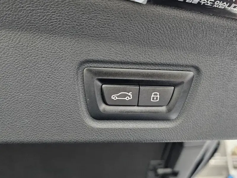 2023 BMW i4 с пробегом 46 337 км