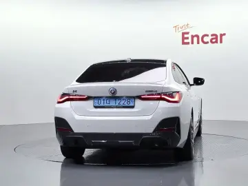 2024 BMW i4 с пробегом 40 210 км