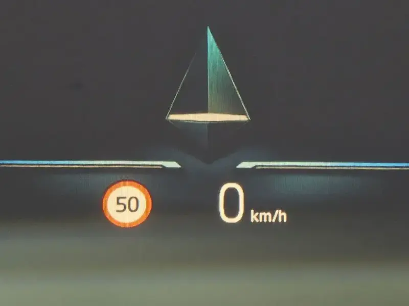 2023 BMW i4 с пробегом 46 337 км