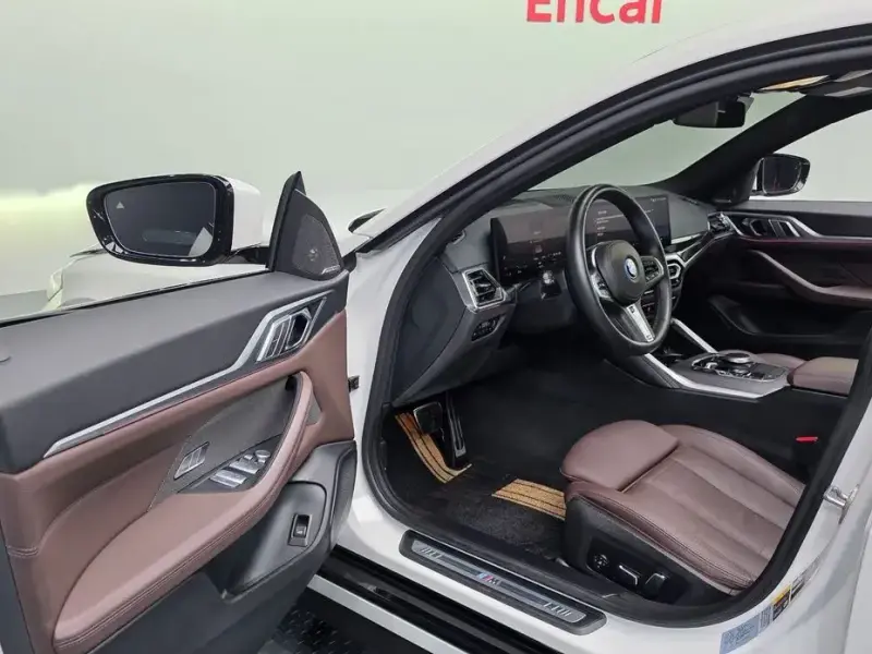 2024 BMW i4 с пробегом 40 210 км