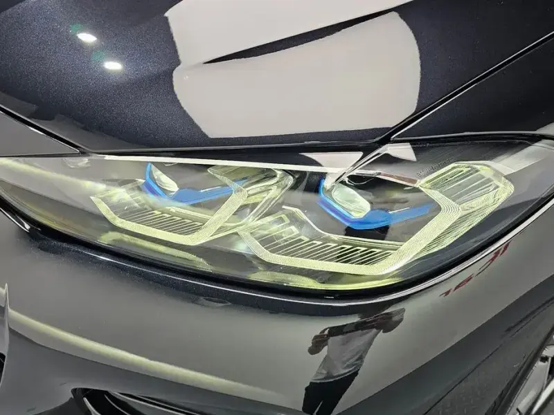2023 BMW i4 с пробегом 46 337 км