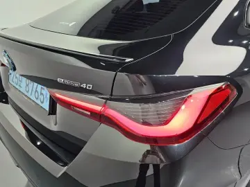 2023 BMW i4 с пробегом 46 337 км
