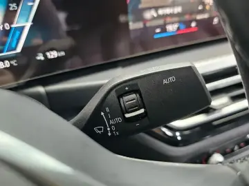 2023 BMW i4 с пробегом 46 337 км
