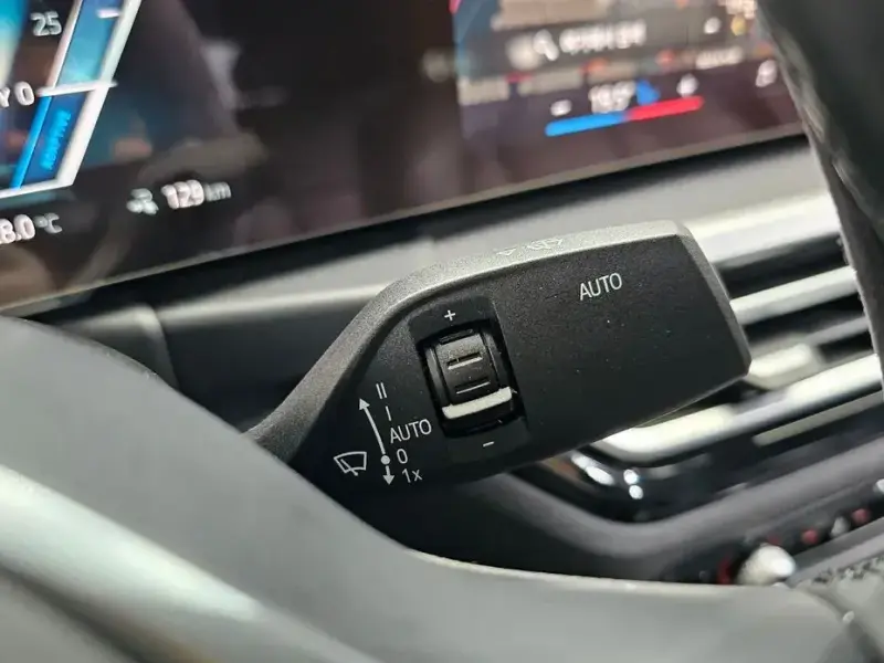 2023 BMW i4 с пробегом 46 337 км