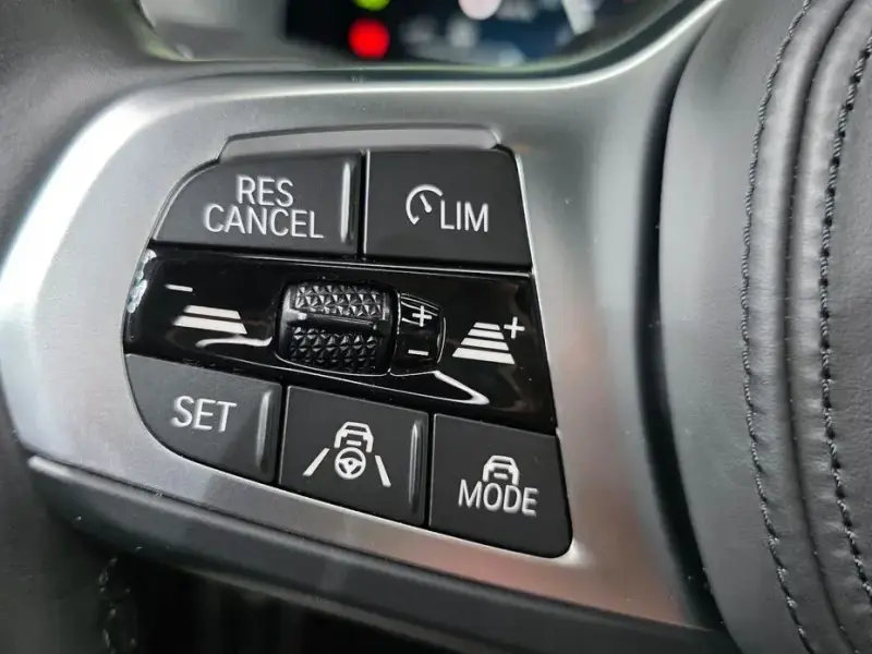 2024 BMW i4 с пробегом 40 210 км