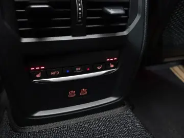 2024 BMW i4 с пробегом 40 210 км
