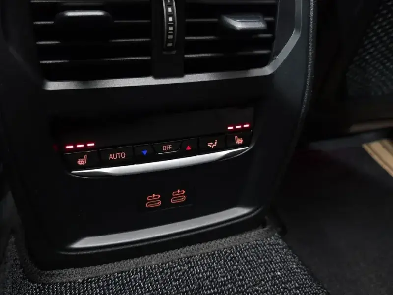 2024 BMW i4 с пробегом 40 210 км