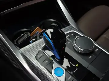 2023 BMW i4 с пробегом 68 016 км