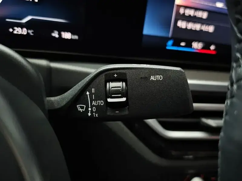 2023 BMW i4 с пробегом 68 016 км
