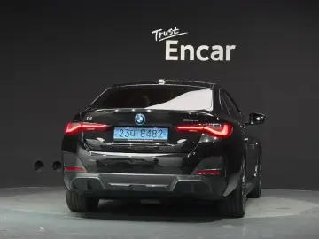 2022 BMW i4 с пробегом 86 607 км