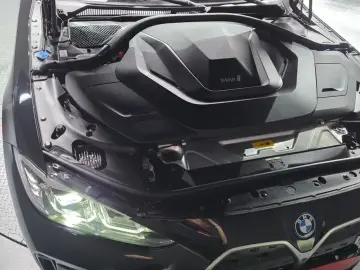 2022 BMW i4 с пробегом 86 607 км