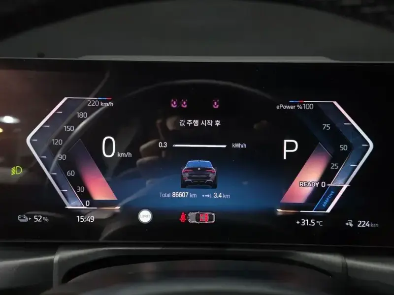 2022 BMW i4 с пробегом 86 607 км