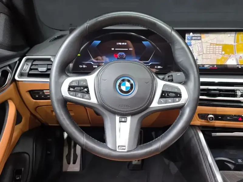 2022 BMW i4 с пробегом 86 607 км