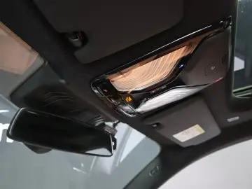 2022 BMW i4 с пробегом 86 607 км