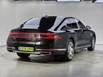 2023 Genesis G90 с пробегом 87 543 км