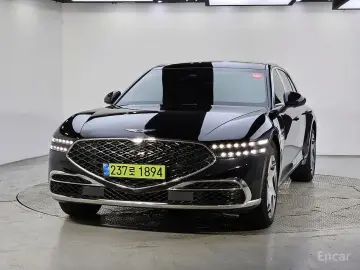 2023 Genesis G90 с пробегом 87 543 км