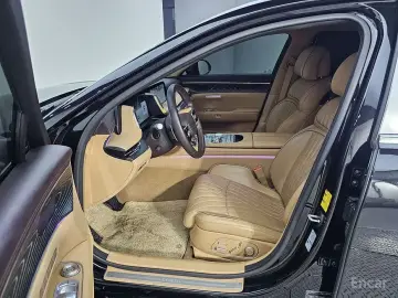 2023 Genesis G90 с пробегом 87 543 км