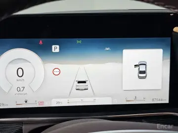 2023 Genesis G90 с пробегом 87 543 км