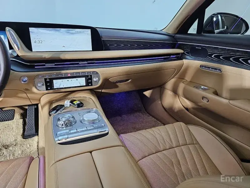 2023 Genesis G90 с пробегом 87 543 км