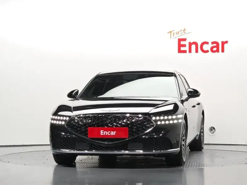 2023 Genesis G90 с пробегом 46 207 км