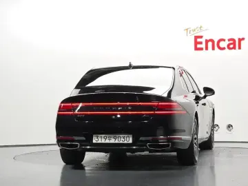 2023 Genesis G90 с пробегом 46 207 км