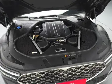 2023 Genesis G90 с пробегом 46 207 км