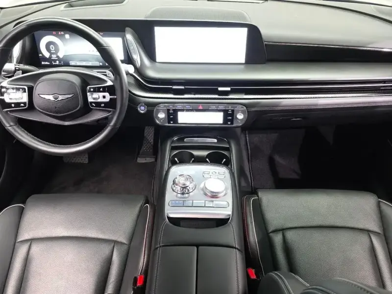 2023 Genesis G90 с пробегом 46 207 км