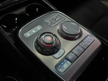 2023 Genesis G90 с пробегом 46 207 км