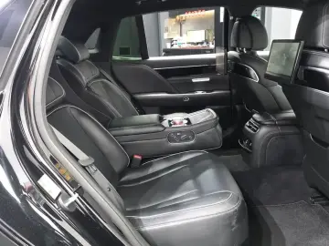 2023 Genesis G90 с пробегом 46 207 км