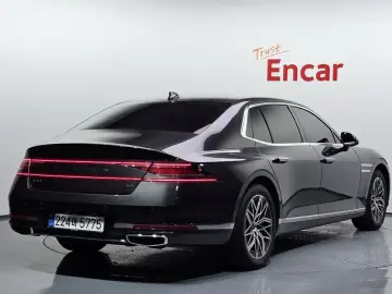 2023 Genesis G90 с пробегом 22 614 км