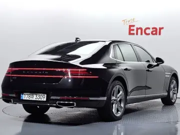 2023 Genesis G90 с пробегом 73 282 км