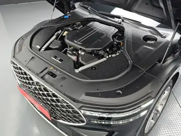 2023 Genesis G90 с пробегом 73 282 км
