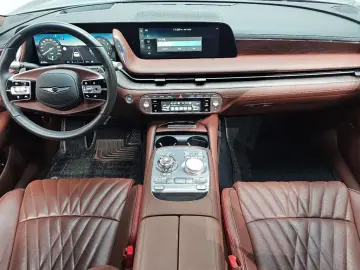 2023 Genesis G90 с пробегом 73 282 км