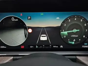 2023 Genesis G90 с пробегом 73 282 км