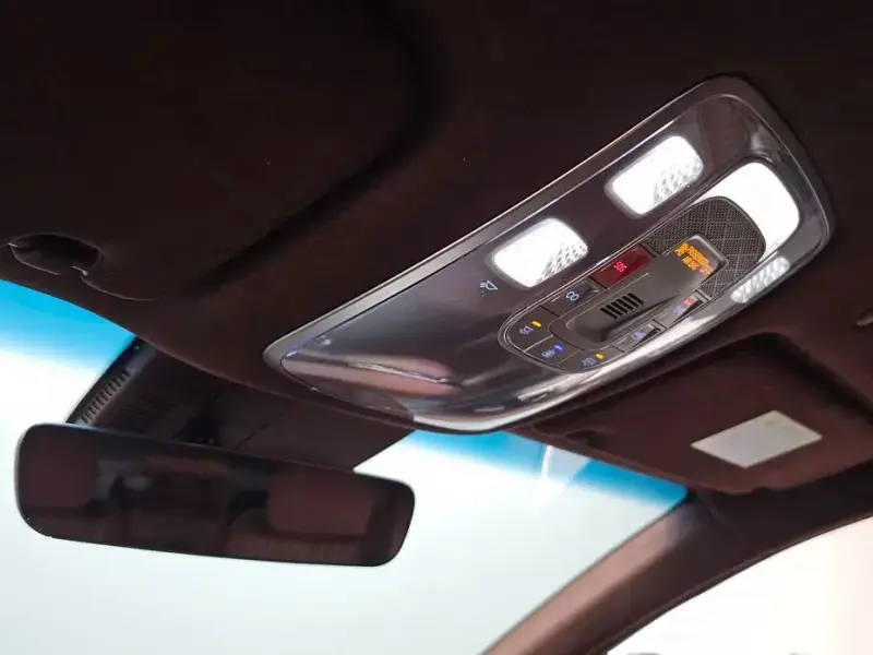 2023 Genesis G90 с пробегом 73 282 км