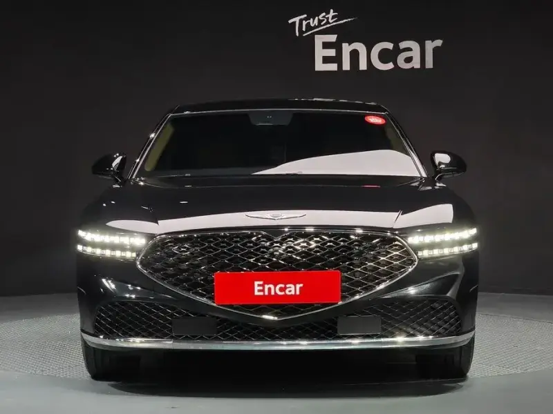 2023 Genesis G90 с пробегом 53 379 км