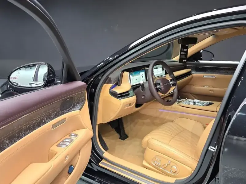 2023 Genesis G90 с пробегом 53 379 км